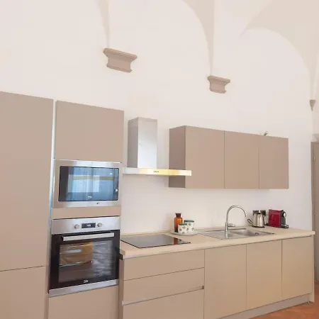 Апартаменты Living Palazzi Storici - Goito Болонья